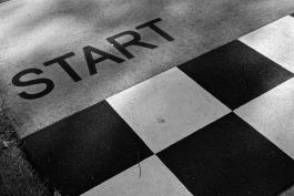 Black and white "start" point